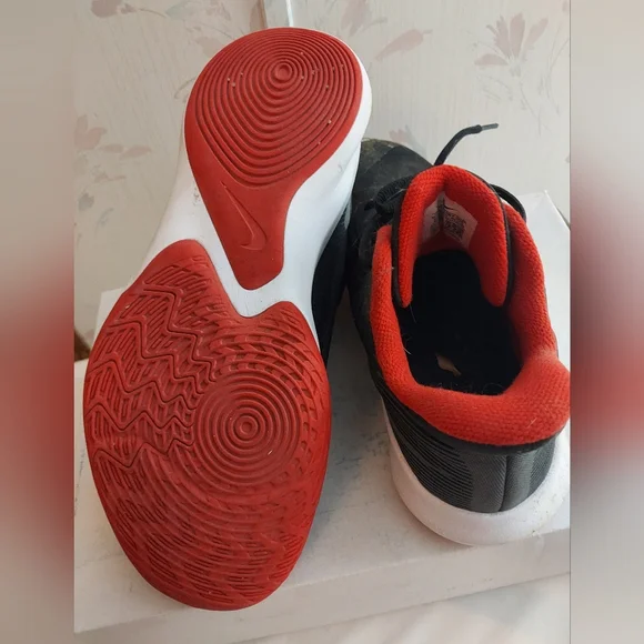 NIKE Men Precision 4 Basketball Shoes - Picture 3 of 5